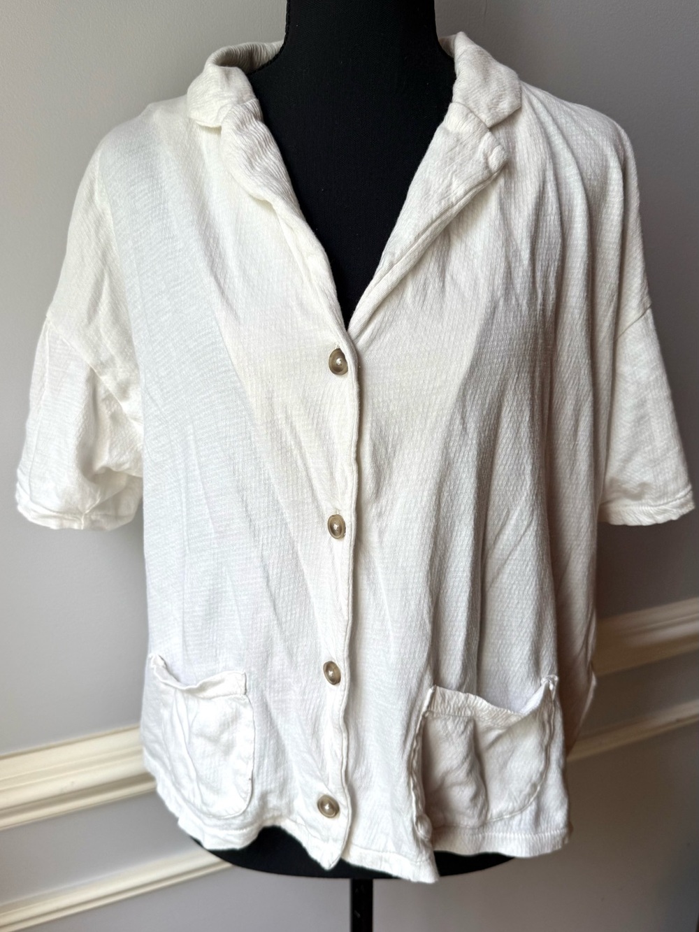 Madewell White Textured Knit Button Front Pocket Short‎ Sleeve Shirt Top Small